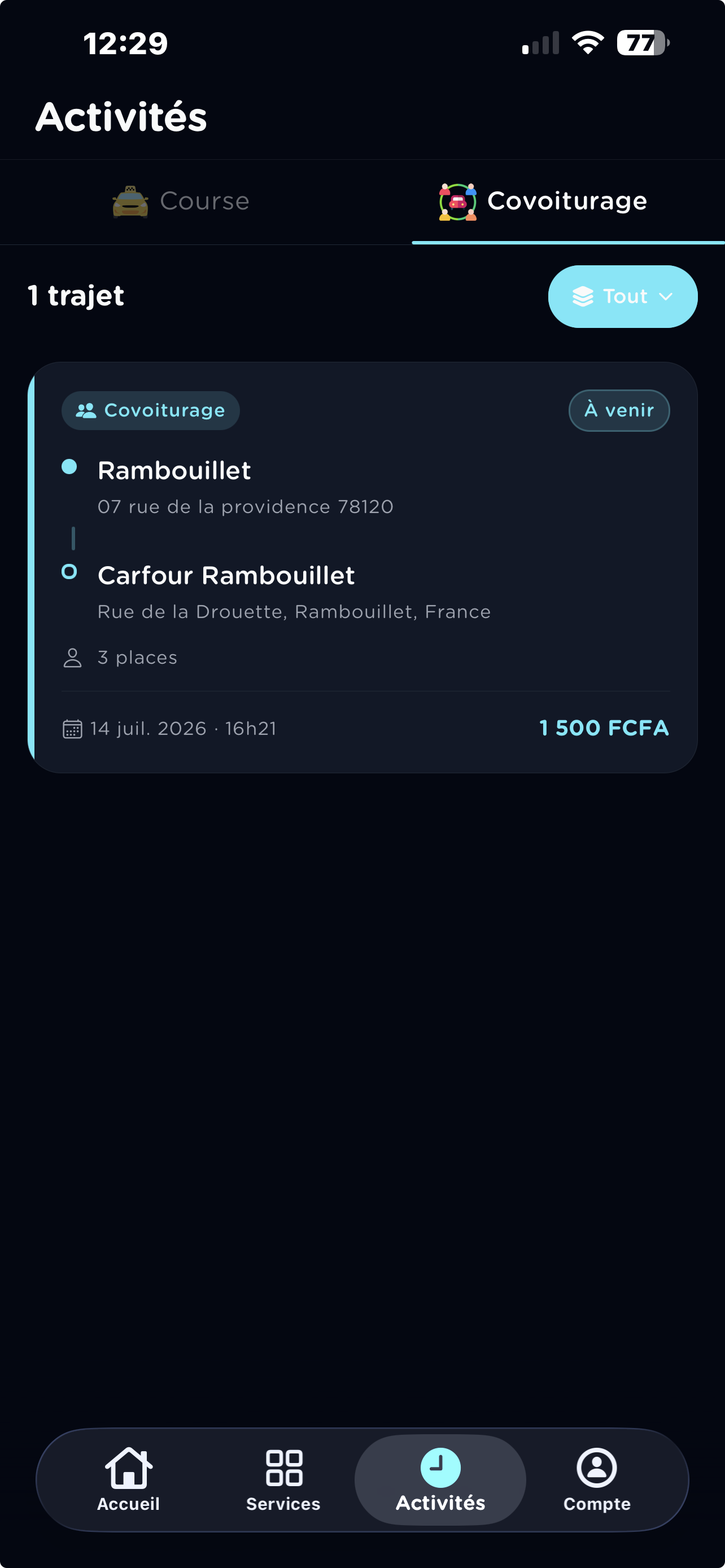 Écran Activités Ceeligo : trajet de covoiturage à venir avec départ, arrivée et prix